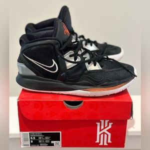NIKE ‘KYRIE INFINITY’ basketball/volleyball shoes